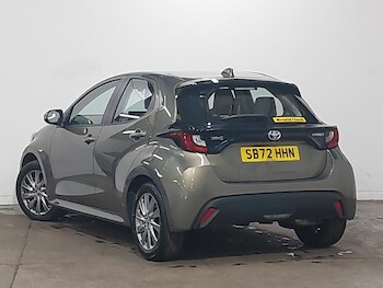 Used Toyota Yaris 2023 for sale - 78441221: Photo