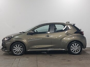 Used Toyota Yaris 2023 for sale - 78441221: Photo