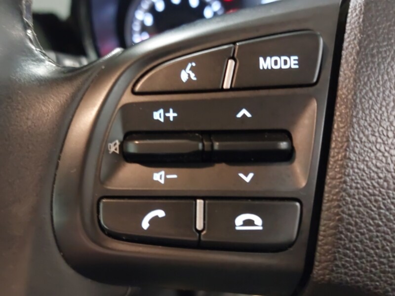 Used Hyundai i10 2021 for sale - 77278240: Photo 13