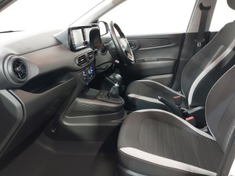 Used Hyundai i10 2023 for sale - 77482708: Photo 5