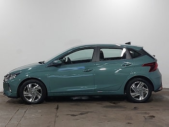 Used Hyundai i20 2023 for sale - 78441013: Photo