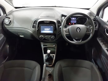 Used Renault Captur 2019 for sale - 78546680: Photo