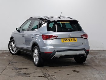 Used SEAT Arona 2019 for sale - 79263509: Photo