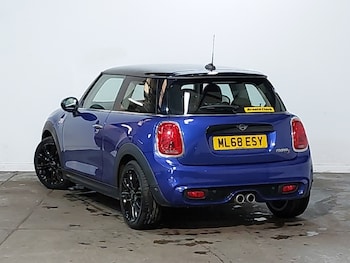 Used MINI Hatch 2018 for sale - 76135064: Photo
