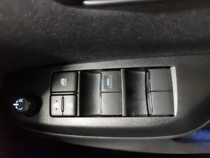 Used Toyota Yaris Cross 2022 for sale - 77062391: Photo 19