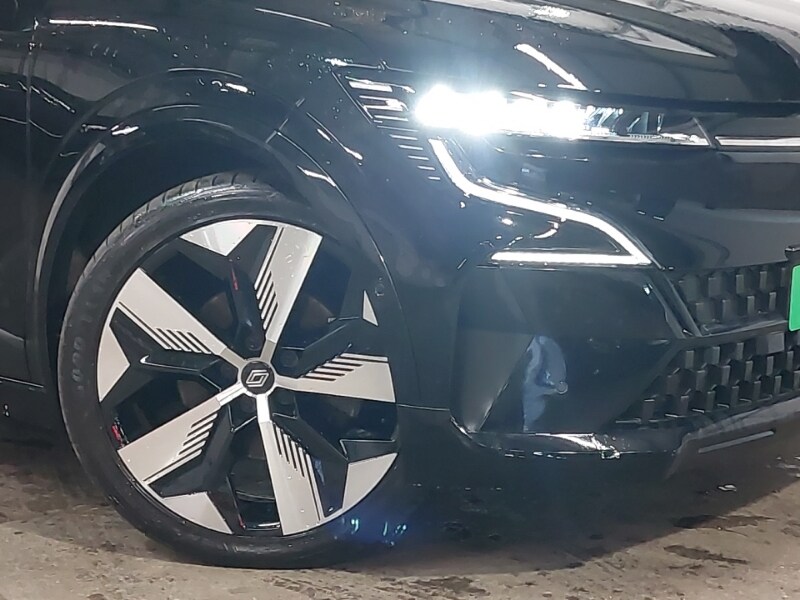 Used Renault Megane E Tech 2024 for sale - 77832276: Photo 9