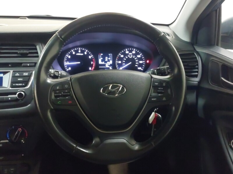 Used Hyundai i20 2018 for sale - 76721616: Photo 10