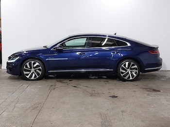 Used Volkswagen Arteon 2019 for sale - 78837478: Photo