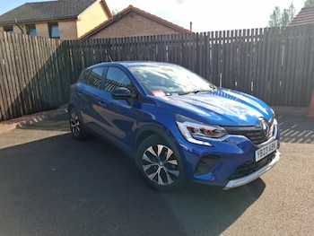 Used Renault Captur 2023 for sale - 78987748: Photo