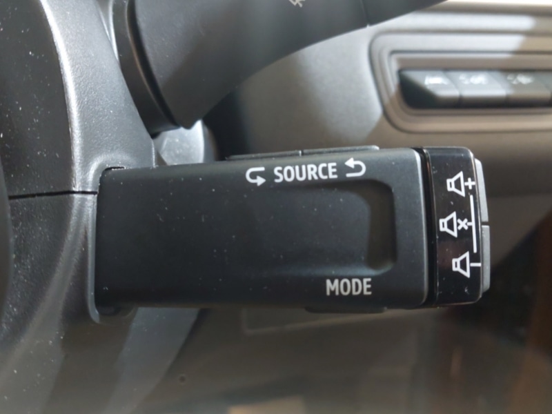 Used Renault Captur 2022 for sale - 75976863: Photo 15