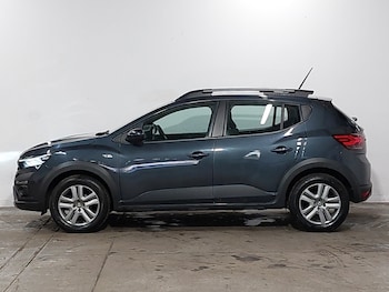 Used Dacia Sandero Stepway 2021 for sale - 77987781: Photo