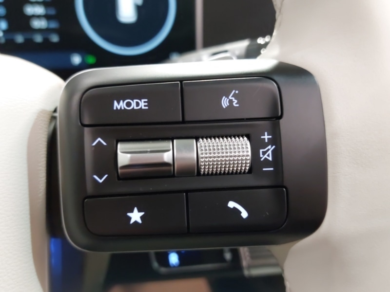 Used Hyundai Santa Fe 2025 for sale - 76506880: Photo 12