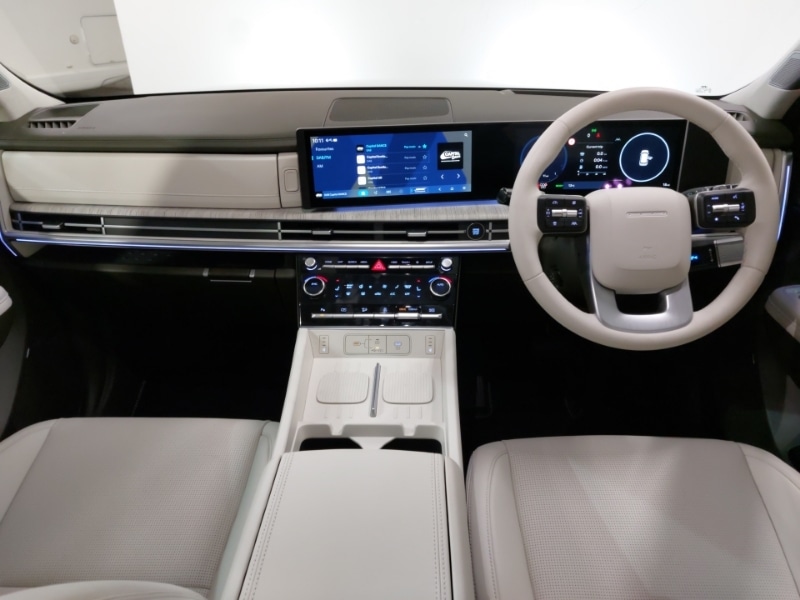 Used Hyundai Santa Fe 2025 for sale - 76506880: Photo 2