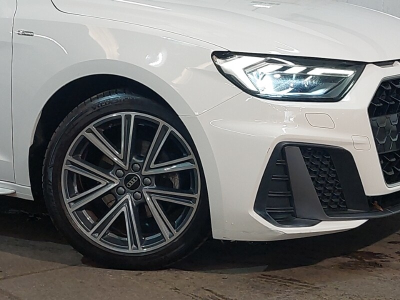 Used Audi A1 2023 for sale - 76795462: Photo 9