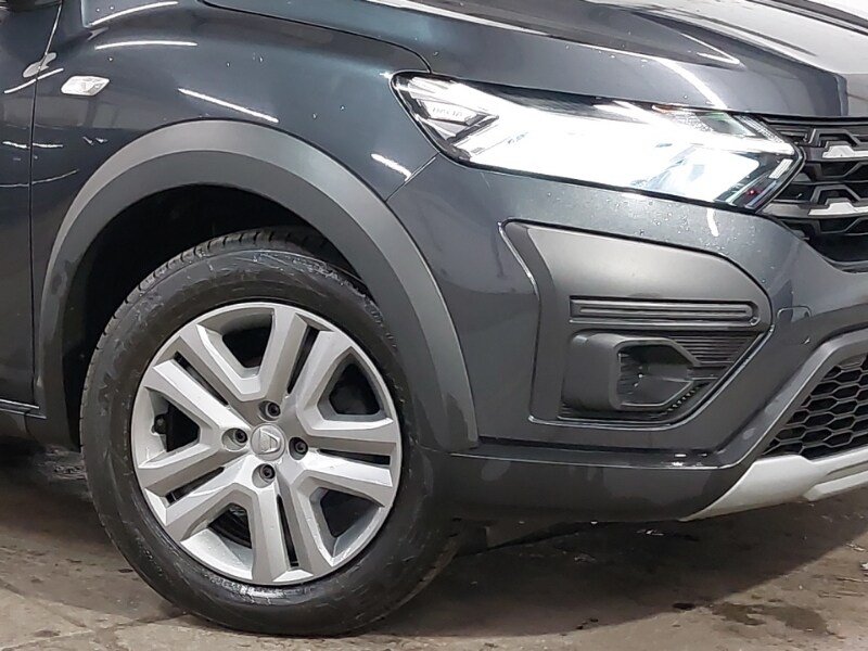 Used Dacia Sandero Stepway 2022 for sale - 77585106: Photo 9