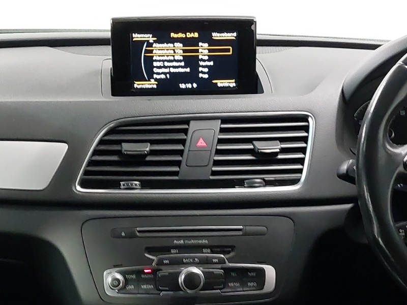 Used Audi Q3 2017 for sale - 77418969: Photo 11