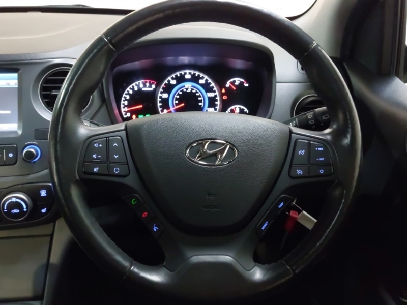 Used Hyundai i10 2017 for sale - 76397535: Photo 10