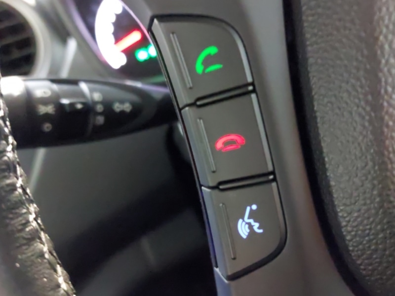 Used Hyundai i10 2017 for sale - 76397535: Photo 14