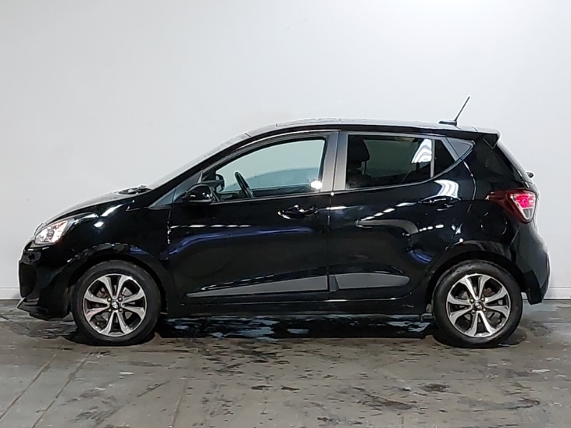 Used Hyundai i10 2017 for sale - 76397535: Photo 4