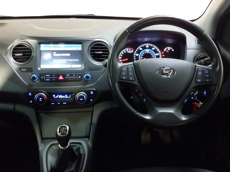 Used Hyundai i10 2017 for sale - 76397535: Photo 7