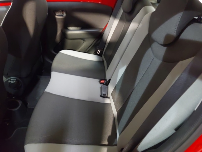 Used Toyota AYGO 2017 for sale - 76414446: Photo 6