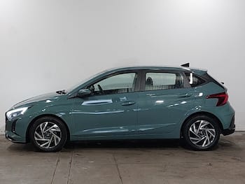 Used Hyundai i20 2024 for sale - 79683870: Photo