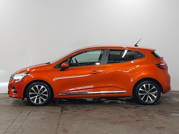 Used Renault Clio 2020 for sale - 78987761: Photo