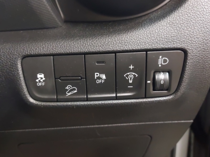 Used Hyundai KONA 2023 for sale - 77439523: Photo 12