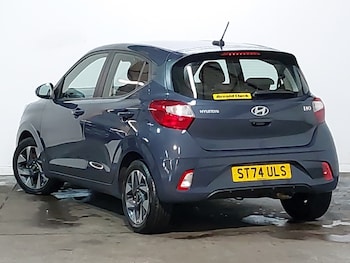 Used Hyundai i10 2024 for sale - 76150536: Photo