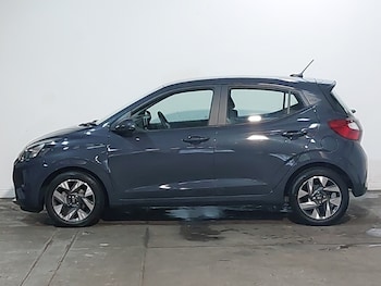 Used Hyundai i10 2024 for sale - 76150536: Photo