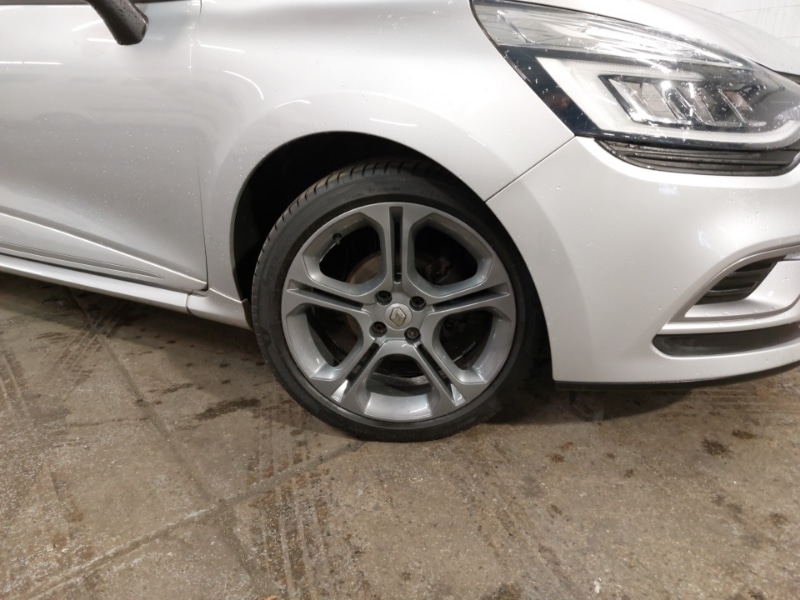 Used Renault Clio 2019 for sale - 76827233: Photo 9