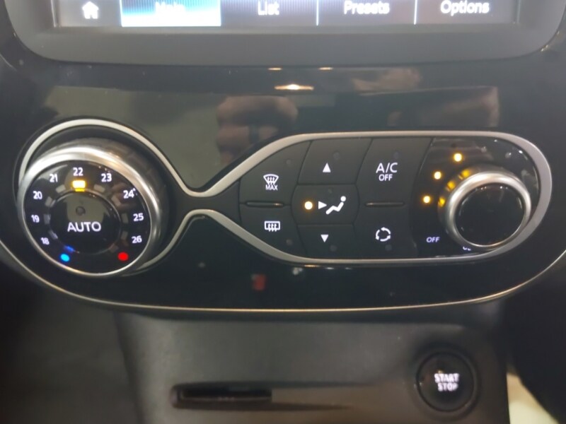 Used Renault Captur 2018 for sale - 77907693: Photo 18