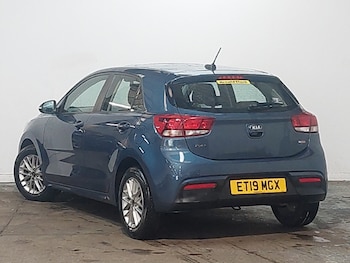 Used Kia Rio 2019 for sale - 75622402: Photo
