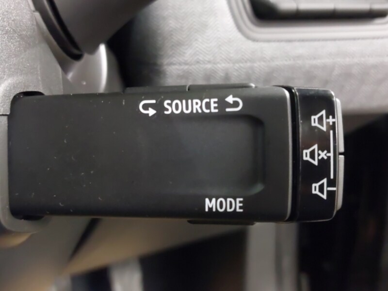 Used Renault Clio 2023 for sale - 77183487: Photo 15