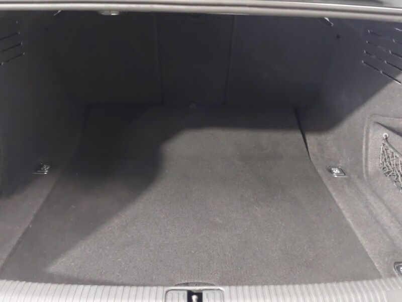 Used Audi A4 2019 for sale - 77933251: Photo 8