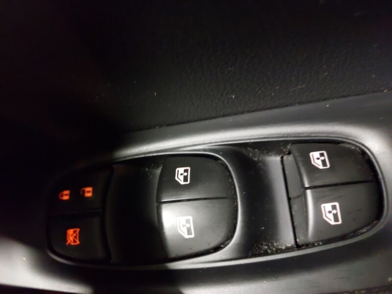 Used Nissan Qashqai 2018 for sale - 77663932: Photo 19