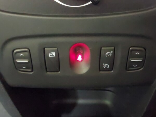 Used Dacia Sandero Stepway 2020 for sale - 76275607: Photo 15