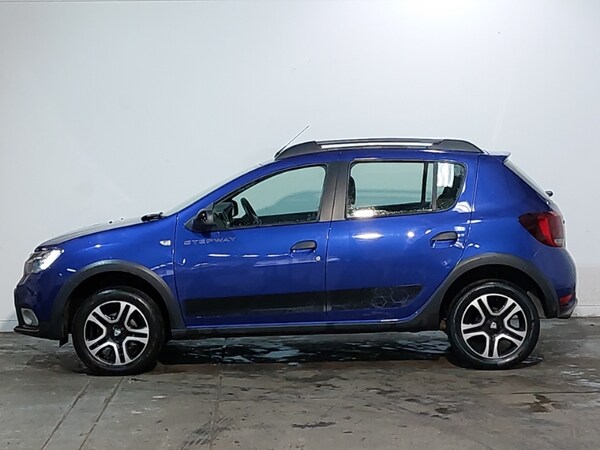 Used Dacia Sandero Stepway 2020 for sale - 76275607: Photo 4