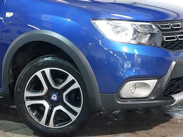 Used Dacia Sandero Stepway 2020 for sale - 76275607: Photo 9