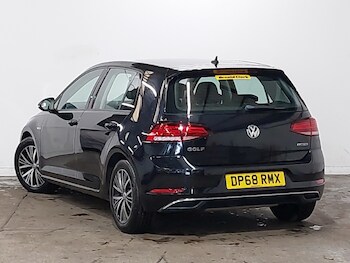 Used Volkswagen Golf 2019 for sale - 78446775: Photo