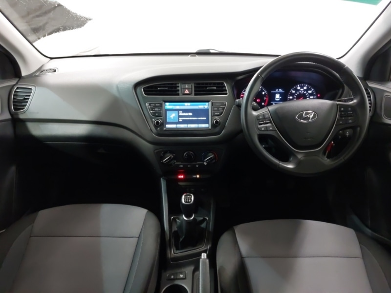 Used Hyundai i20 2020 for sale - 77874149: Photo 2