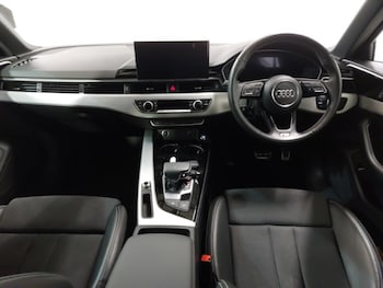 Used Audi A4 2022 for sale - 77648639: Photo