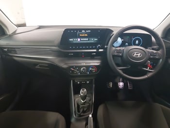 Used Hyundai BAYON 2025 for sale - 77130113: Photo