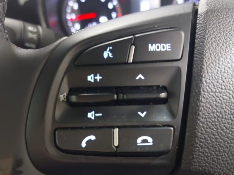 Used Hyundai i10 2023 for sale - 77938992: Photo 14