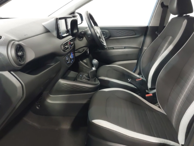 Used Hyundai i10 2023 for sale - 77938992: Photo 5