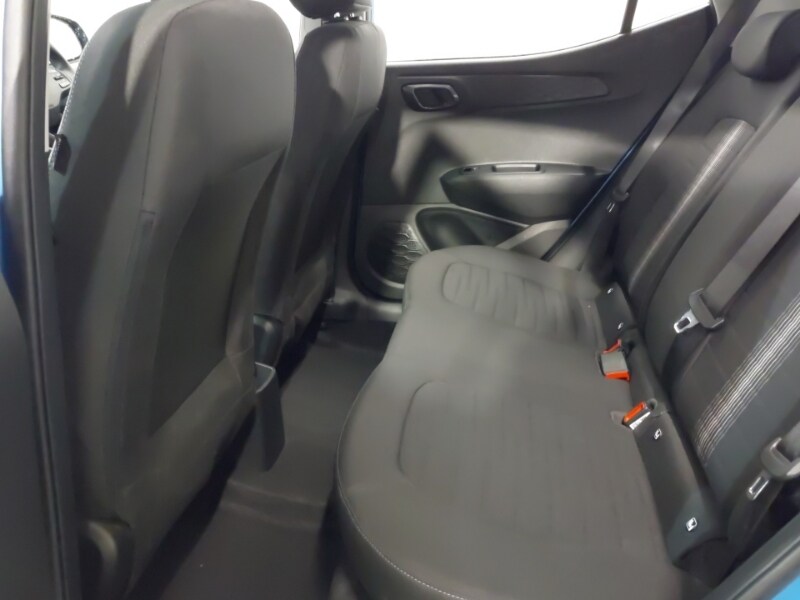 Used Hyundai i10 2023 for sale - 77938992: Photo 6