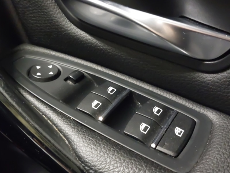 Used BMW 3 Series 2017 for sale - 76683639: Photo 19