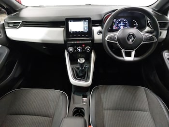 Used Renault Clio 2023 for sale - 78928726: Photo