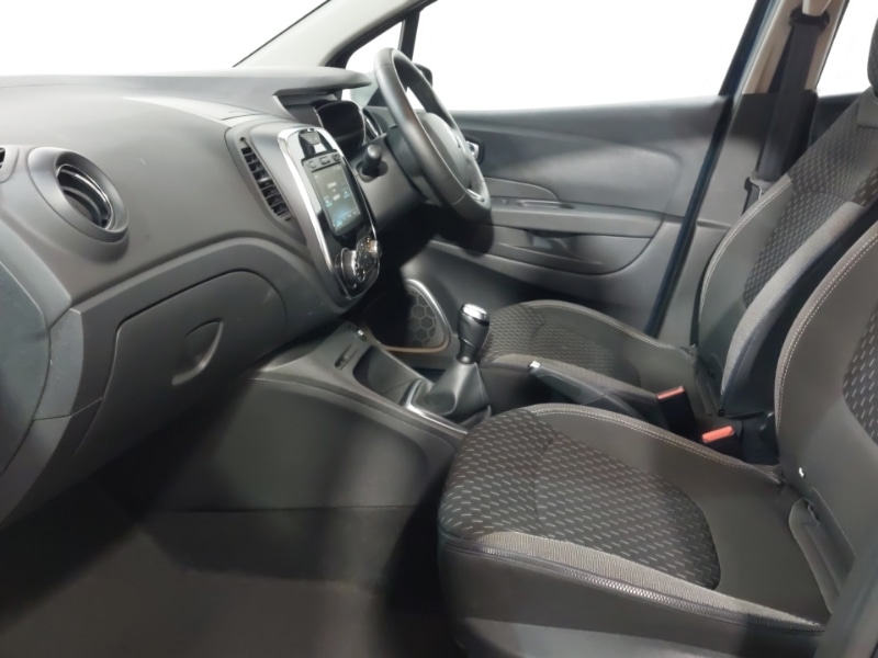 Used Renault Captur 2017 for sale - 77385719: Photo 5