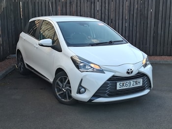 Used Toyota Yaris 2020 for sale - 79455116: Photo